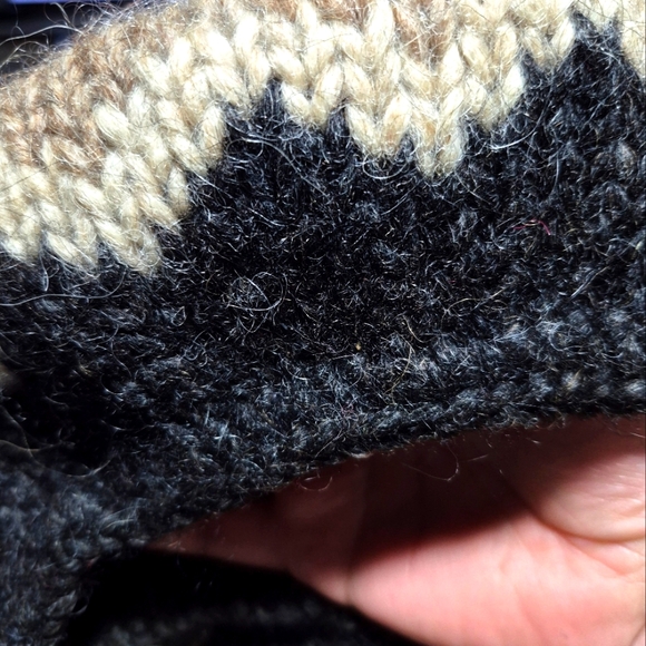 NWOT Handmade Wool Beret Hat, Winter Warm Hat in brown, beige, and grey color - Picture 9 of 10